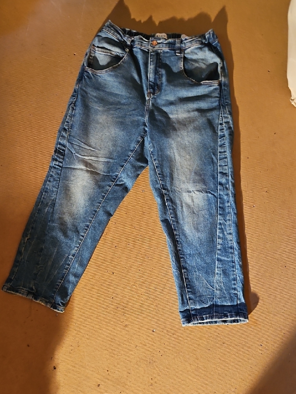 FRAYED Super High CROPPED BARREL jeans Size 29